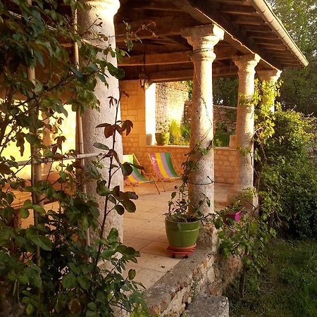 Le Logis Du Peu Girard Bed & Breakfast La Roche-Clermault Exterior photo